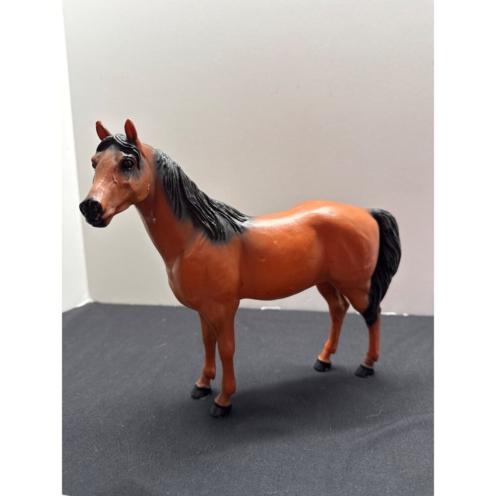 Blue Ribbon Brown Plastic Horse Figurine With Black Mane & Tail
